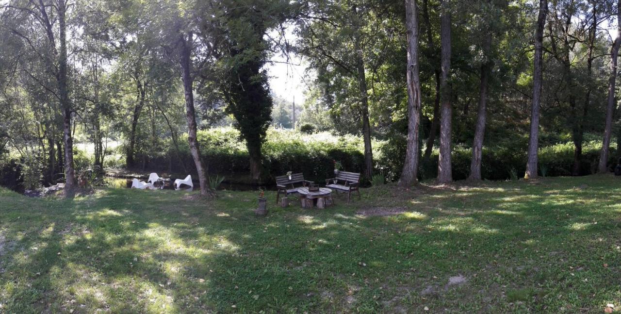 Domaine Le Mayne Chabrignac Kültér fotó