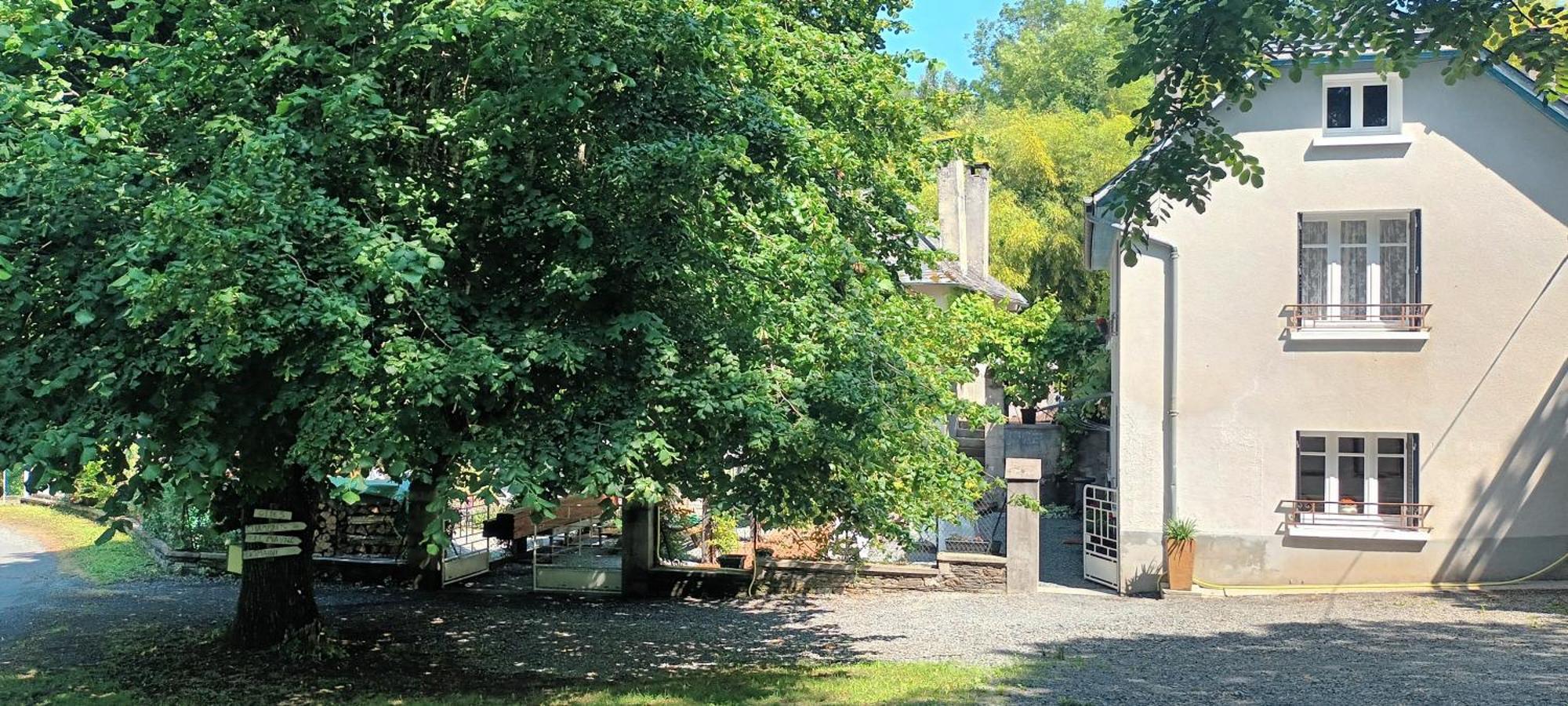Domaine Le Mayne Chabrignac Kültér fotó
